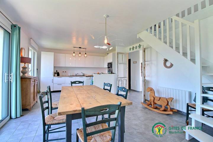Gîte pour 8 personnes, avec terrasse et jardin à Sarzeau - 4