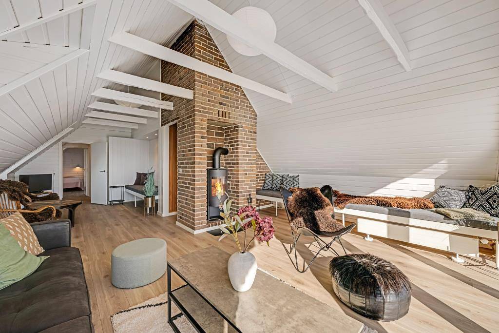 Einzigartiges Luxusferienhaus für 16 Personen mit Pool und Panoramablick in Nørre Lyngvig, Hvide Sande