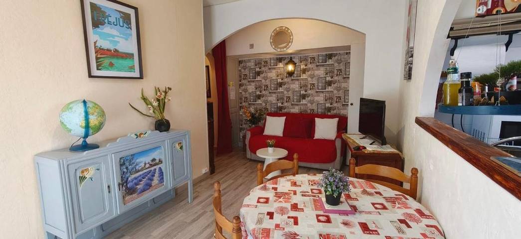 Gîte pour 4 personnes, avec balcon dans Arenes de Frejus - 3