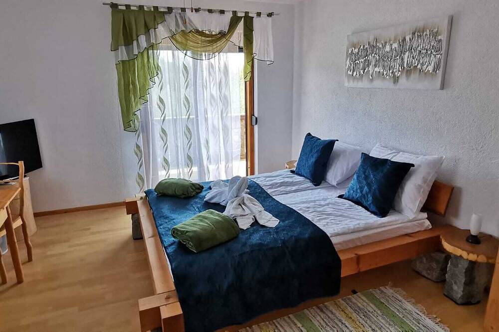 Blue Room at Villa Bora Bed & Breakfast near Moscenicka Draga in Moscenicka Draga, Opatija Riviera