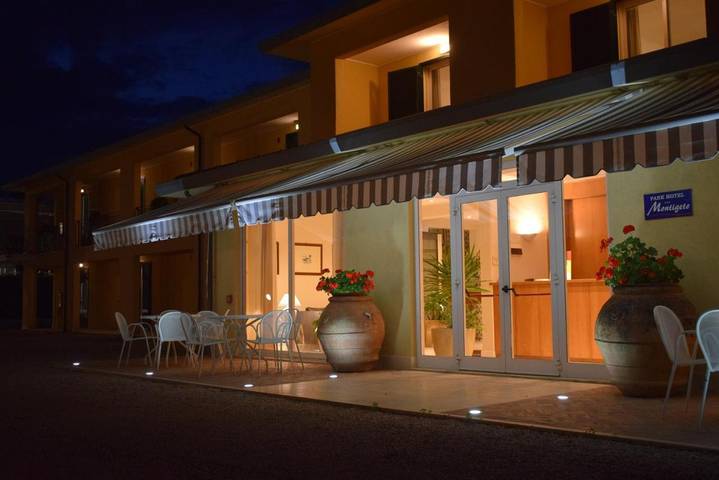 Residence per 4 persone, con idromassaggio e piscina nonché sauna e giardino - 1