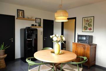 Gîte pour 2 personnes, avec jardin et terrasse à Chiny