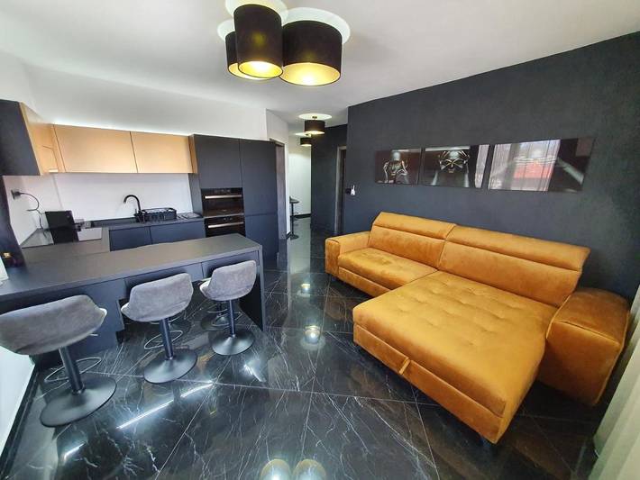 Ferienwohnung für 6 Personen, mit Balkon und Whirlpool sowie Terrasse und Garten in Siofok - 2