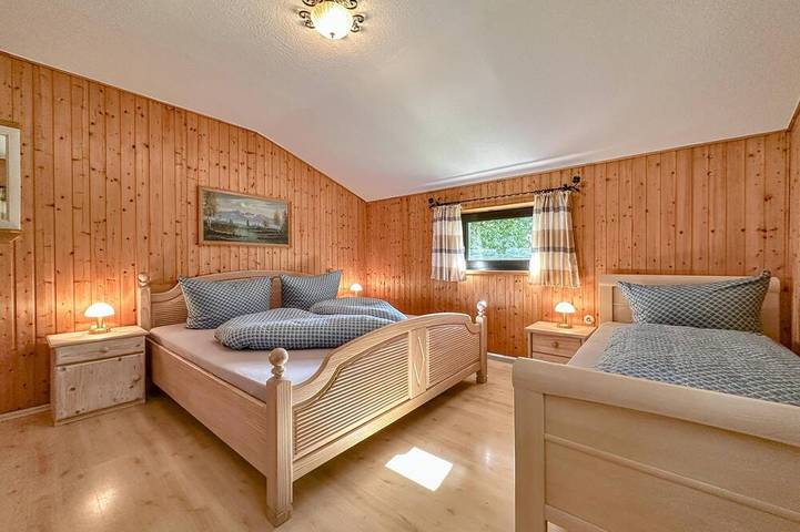 Gîte pour 15 personnes, avec jardin, animaux acceptés à Georgenberg - 2