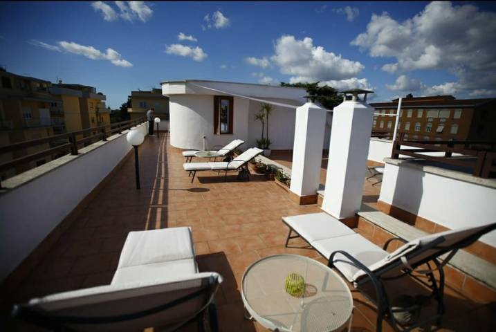 Vacation rental for 3 people, with balcony in Lazio