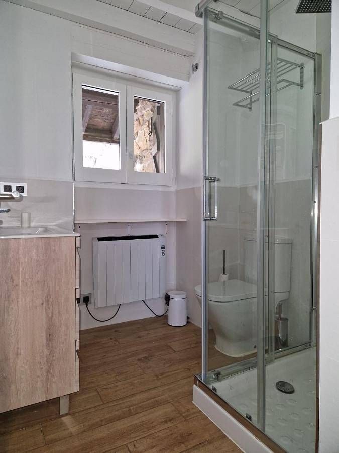 Gîte pour 7 personnes, avec vue dans Tredós - 4