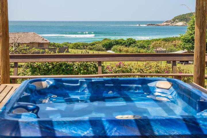 Casas rurais para 2 pessoas, com terraço e jardim e ainda vista na Praia do Rosa