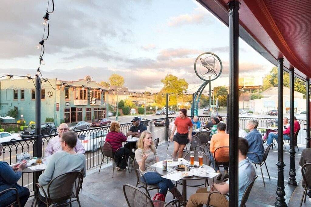 Ganze Wohnung, Gated Cottage Community! Ideal Midtown spot in Memphis, Tennessee