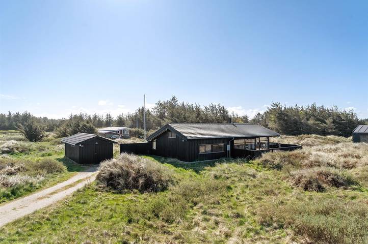 Ferienhaus für 6 Personen, mit Sauna und Terrasse sowie Whirlpool in Løkken