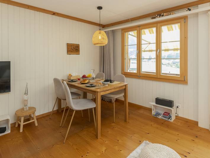 Ganze Wohnung, Chalet Anita in Saanenmöser, Zweisimmen