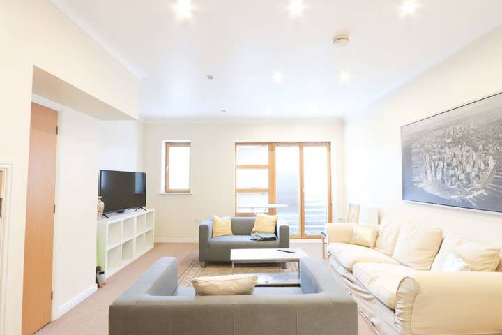 Holiday home for 4 people in Bristol