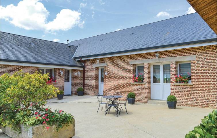 Location de vacances pour 6 personnes, avec Terrasse et Jardin à Roisel