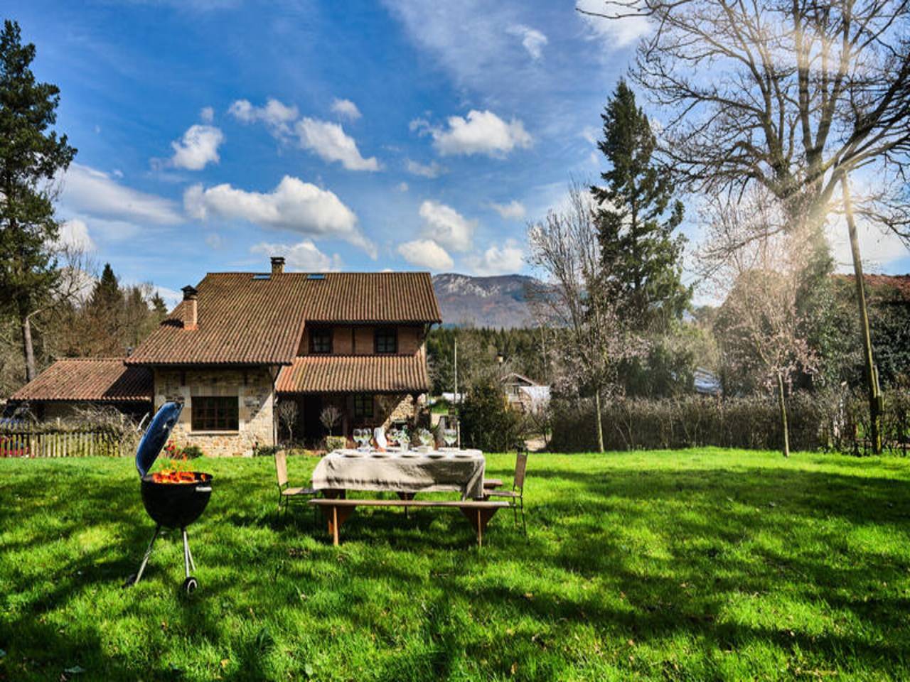 Ganze Wohnung, Haus in der Nähe von Vitoria mit großem Garten in Otxandio, Cordillera Cantábrica