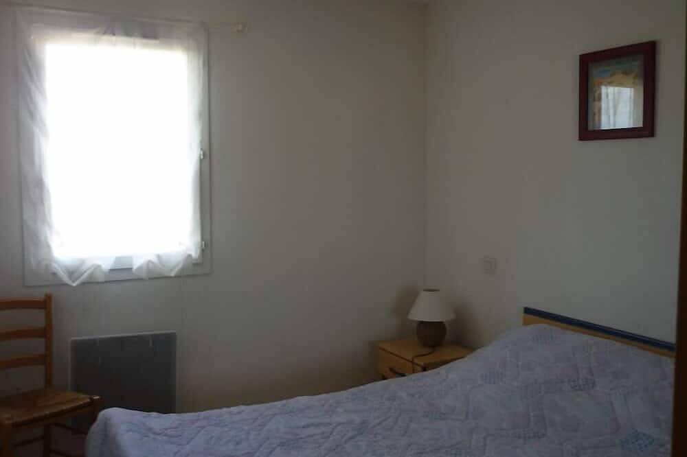 Air-conditioned villa with wifi pool in residence 300 m from the beach in Portiragnes, Mittelmeerküste (Frankreich)