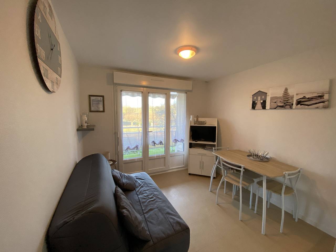 Appartement entier, Appartement avec Wifi et Animaux Acceptés, Proche des Thermes à La Roche-Posay in La Roche-Posay, Vienne (France)