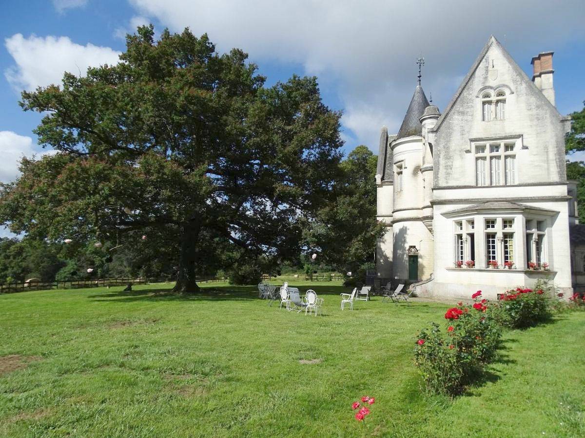 Château de la Redortière in Lésignac-Durand, Charente