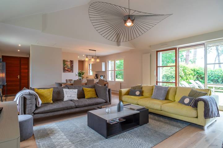 Villa für 8 Personen, mit Terrasse und Garten in Baden