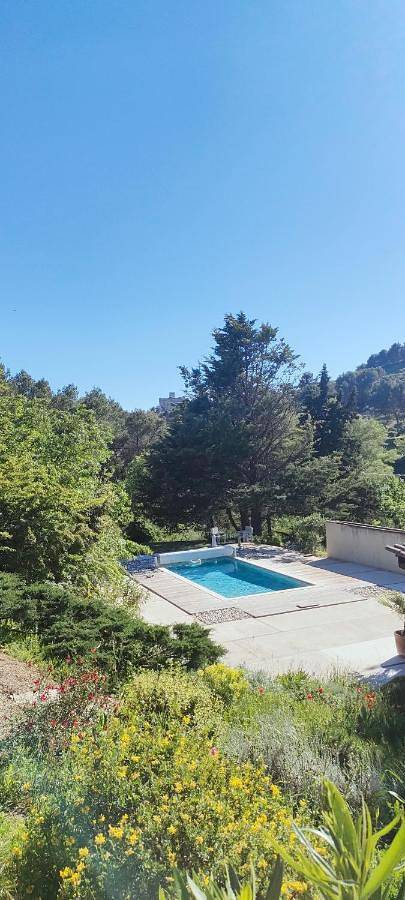 Double or Twin Room with Terrace in Le Barroux, Parc naturel régional du Mont-Ventoux