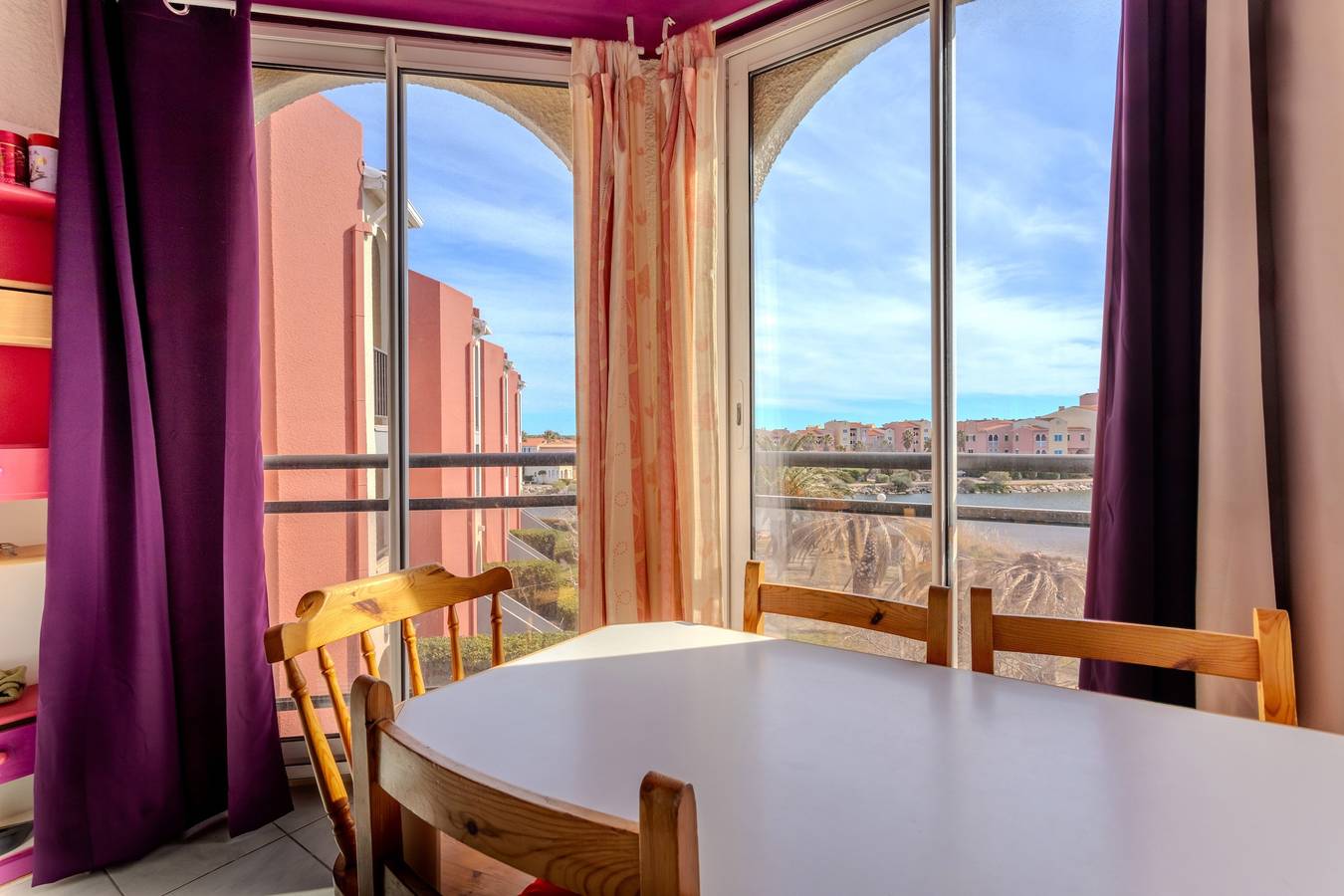 Appartement entier, Appartement avec vue sur lac marin, piscines et terrasse privée in Le Barcarès, Côte d'Améthyste