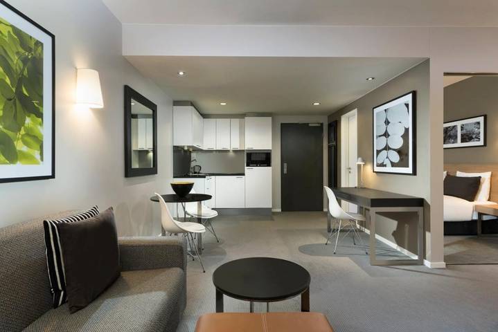 Ferienhaus für 10 Personen, mit Sauna und Pool sowie Terrasse in Mitte Berlin - 3