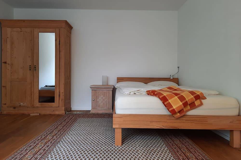 Ganze Wohnung, Schöne Terrassenferienwohnung , 85m² 2 Schlafzimmer und ein großes Wohnzimmer in Waldkirch, Südschwarzwald