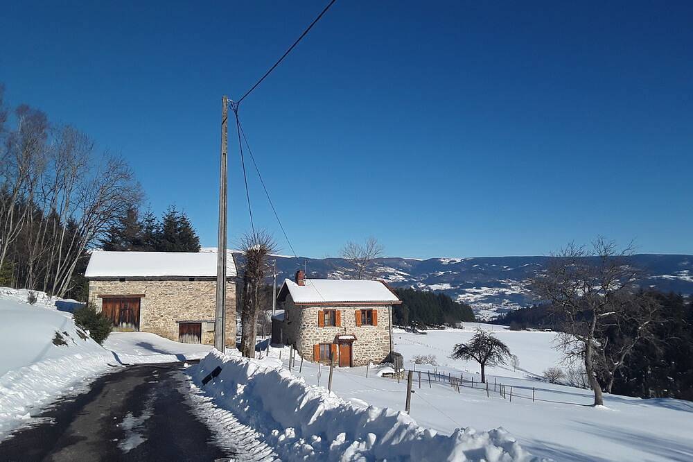 Charming little house in Thiolières, Livradois-Forez Regional Nature Park