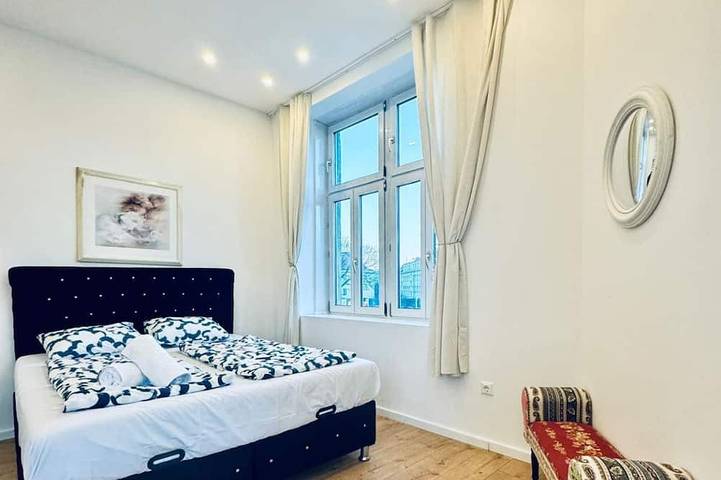 Ganze Wohnung, Spacious Room 11-Min Stroll to Atzgersdorf Park in Liesing, Wien