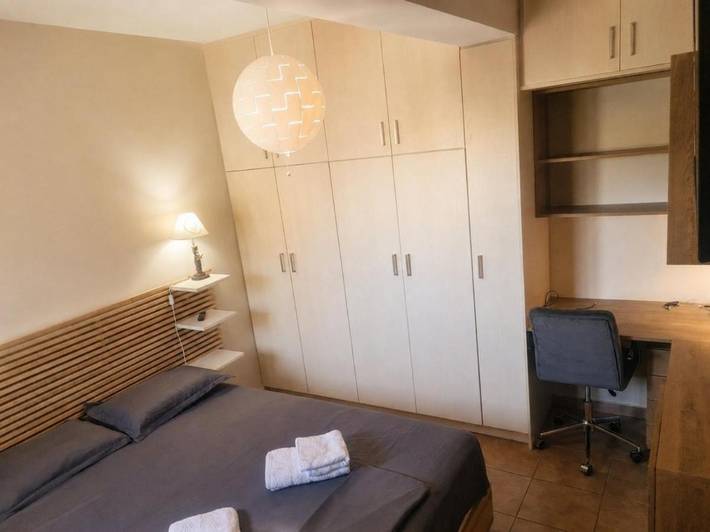 Gîte pour 6 personnes, avec Balcon ainsi que Terrasse et Vue dans Érétrie