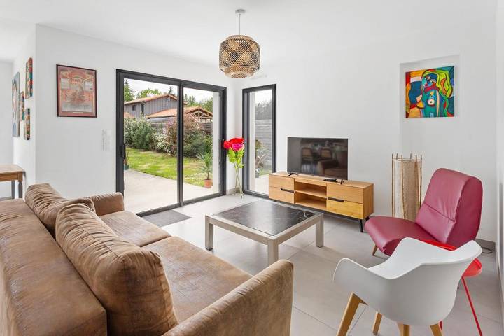 Location de vacances pour 10 personnes, avec jardin à Cugand - 2