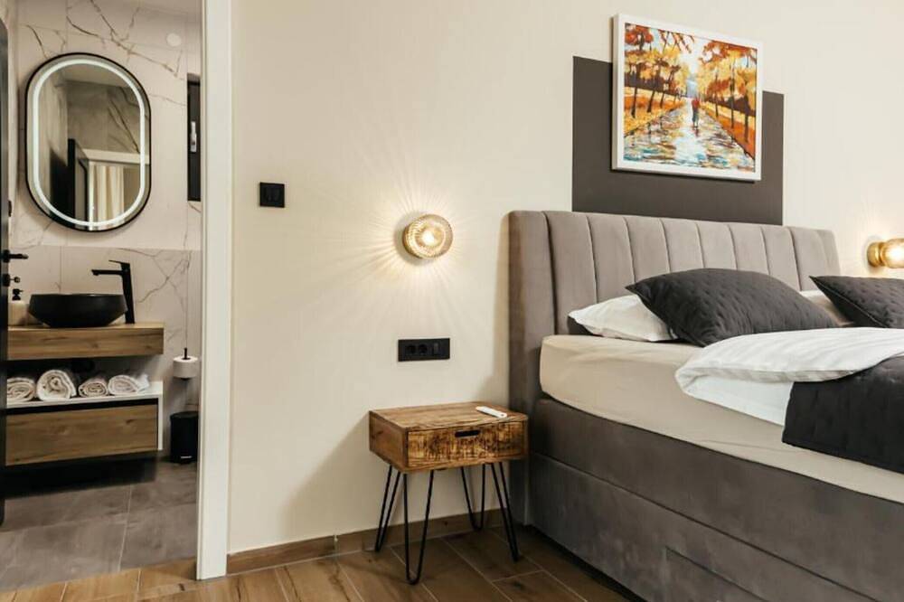 New Luxury Villa - Six Bedroom Villa in Imotski, Makarska Riviera