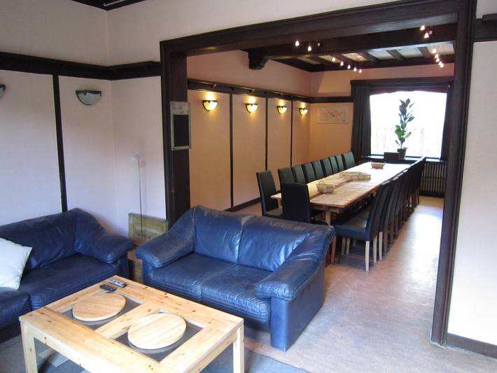 Location de vacances pour 22 personnes, avec sauna ainsi que terrasse et piscine à Malmedy - 4