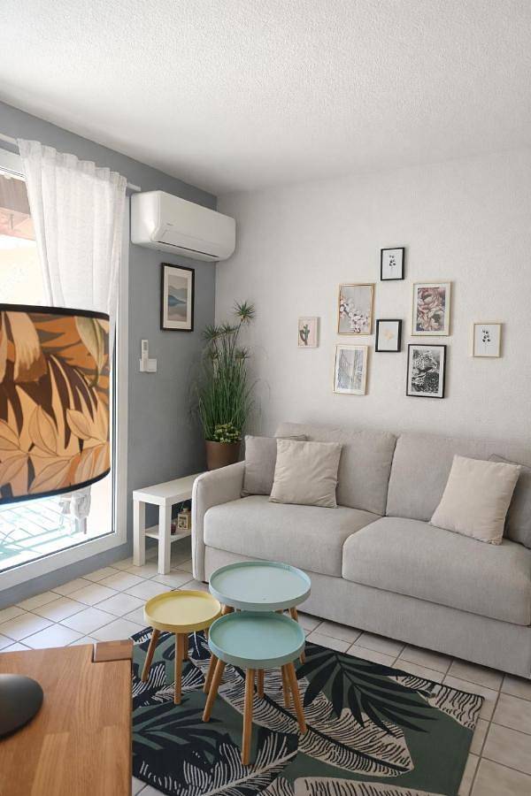 Gîte pour 4 personnes, avec Balcon ainsi que Piscine et Vue dans Thermes de Digne les Bains