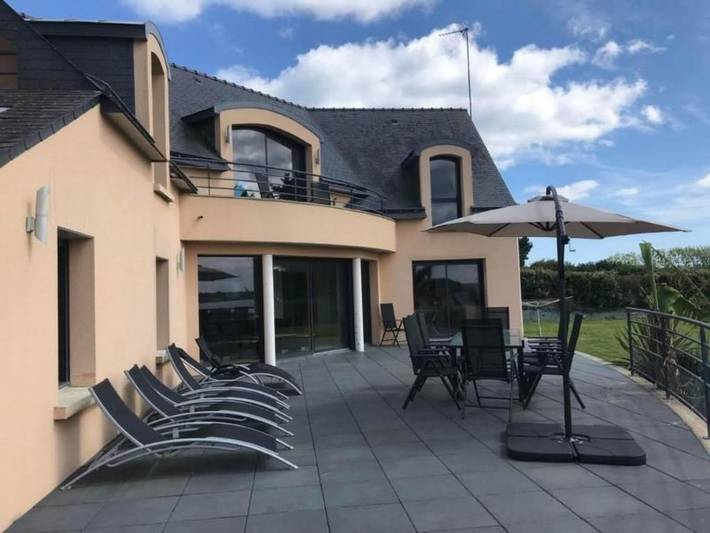 Ferienvilla Le repère mit Jacuzzi in Moëlan-sur-Mer, Côte de Cornouaille