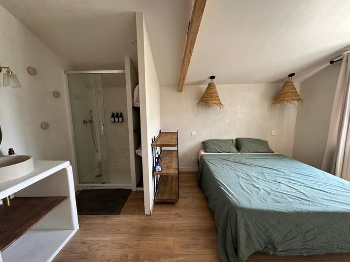 Location de vacances pour 2 personnes, avec terrasse, animaux acceptés à Lagrave - 3