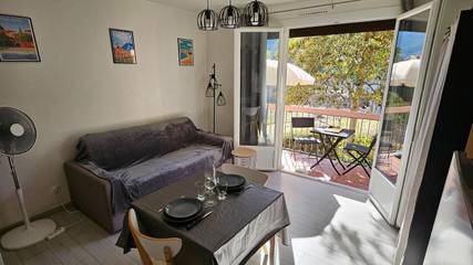 Gîte pour 2 personnes, avec vue et jardin, animaux acceptés à Amélie-les-Bains-Palalda