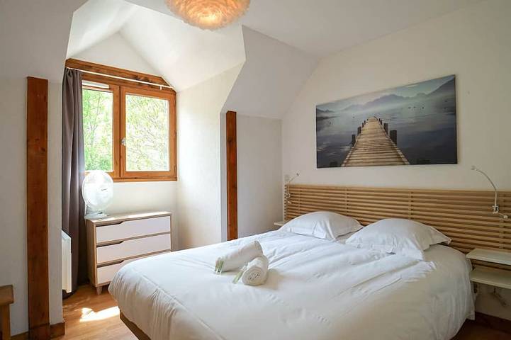 Gîte pour 6 personnes, avec piscine ainsi que balcon et sauna à Giez - 3