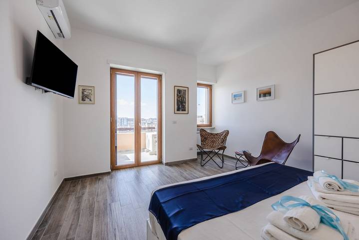 Appartamento intero, Guesthost - Tonino Apartment a un passo da stazione e centro in Lecce, Provincia di Lecce