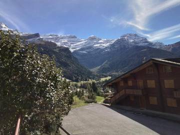 Gîte pour 3 personnes, avec terrasse et vue dans Les Diablerets