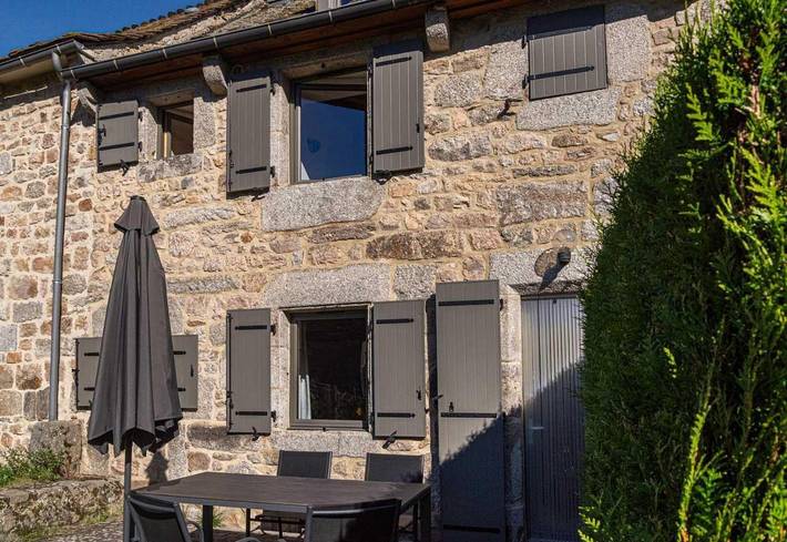 Location de vacances pour 6 personnes, avec Terrasse dans La Fage-Saint-Julien