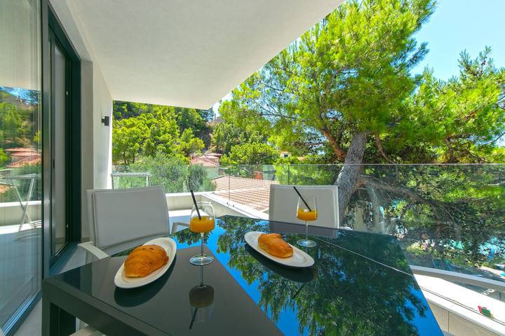 Ferienwohnung für 2 Personen, mit Balkon/Terrasse in Brela