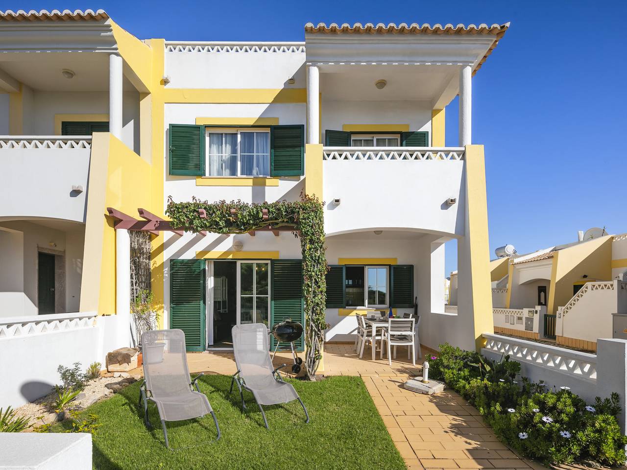 Reihenhaus mit Meerblick - 4 Pers. in Lagoa, Faro Distrikt