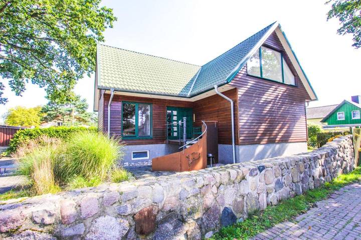 Ferienhaus für 4 Personen, mit Balkon und Sauna sowie Garten in Prerow - 2