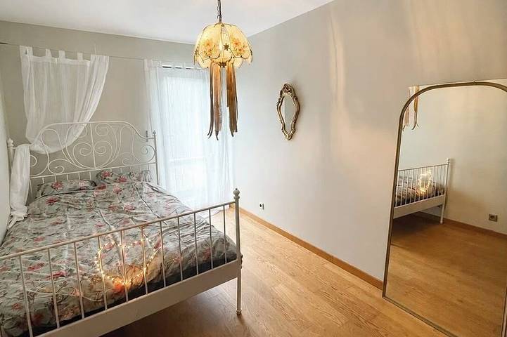 Gîte pour 4 personnes, avec Jacuzzi et Terrasse ainsi que Jardin et Piscine à Maisonsgoutte