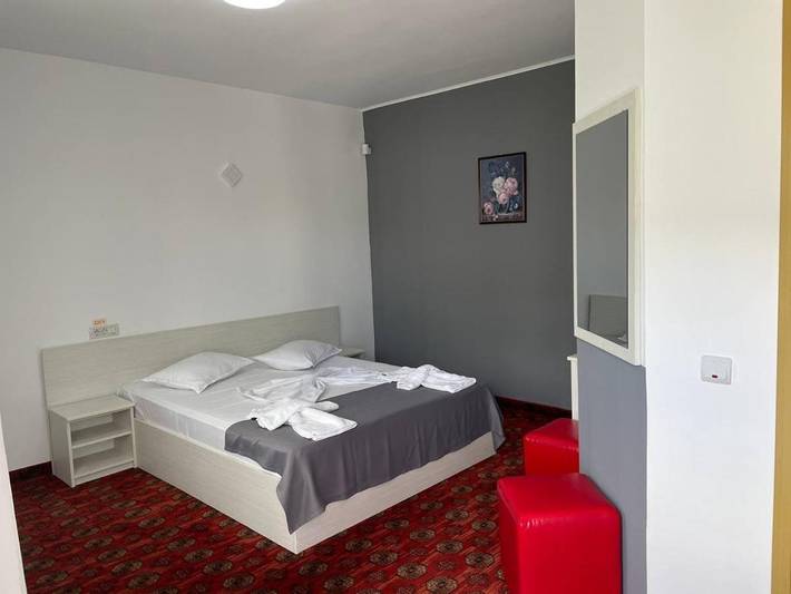 Maison d’hôte pour 2 personnes, avec Balcon et Terrasse ainsi que Jardin et Vue dans Constanța