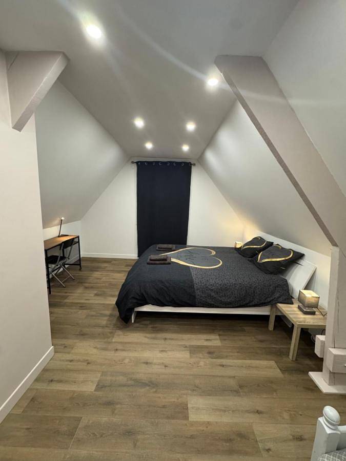 Maison d’hôte pour 3 personnes, avec vue et jardin, animaux acceptés à Chevillon-sur-Huillard