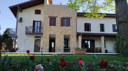 Gîte pour 7 personnes, avec vue et jardin à Colognola ai Colli