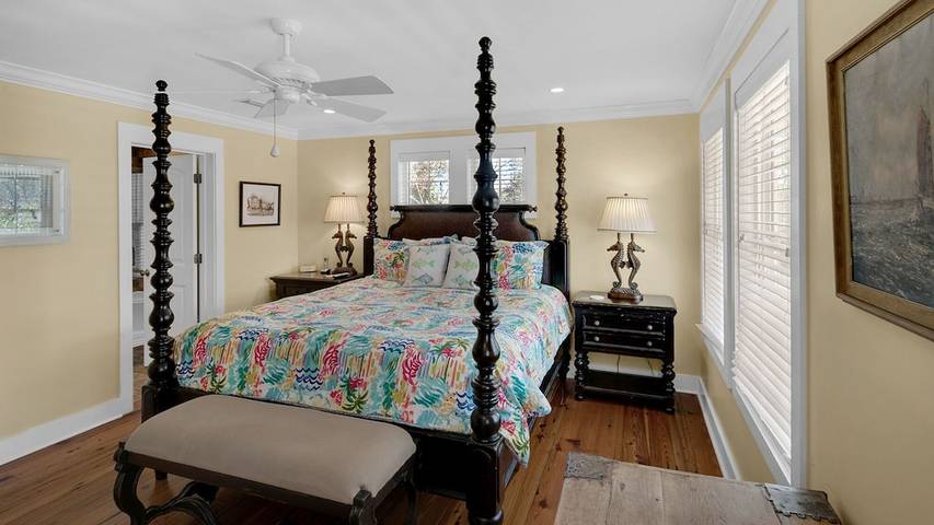 Vacation rental for 12 people, with yard in Seagrove Beach