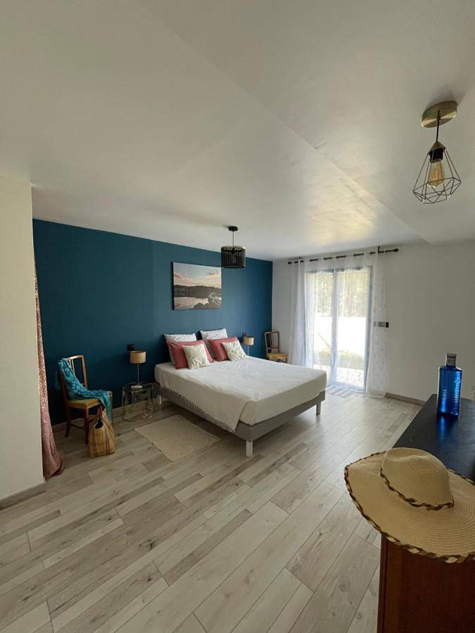 Appartement de vacances pour 2 personnes, avec piscine et jardin