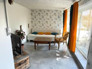 Gîte pour 5 personnes, avec jardin à Pujaut