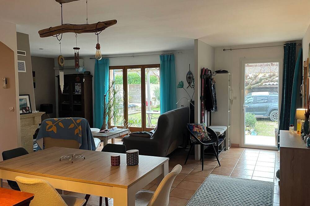 Villa with pool, conveniently located between Arles Nimes and Avignion in Comps, Nimes und Umgebung